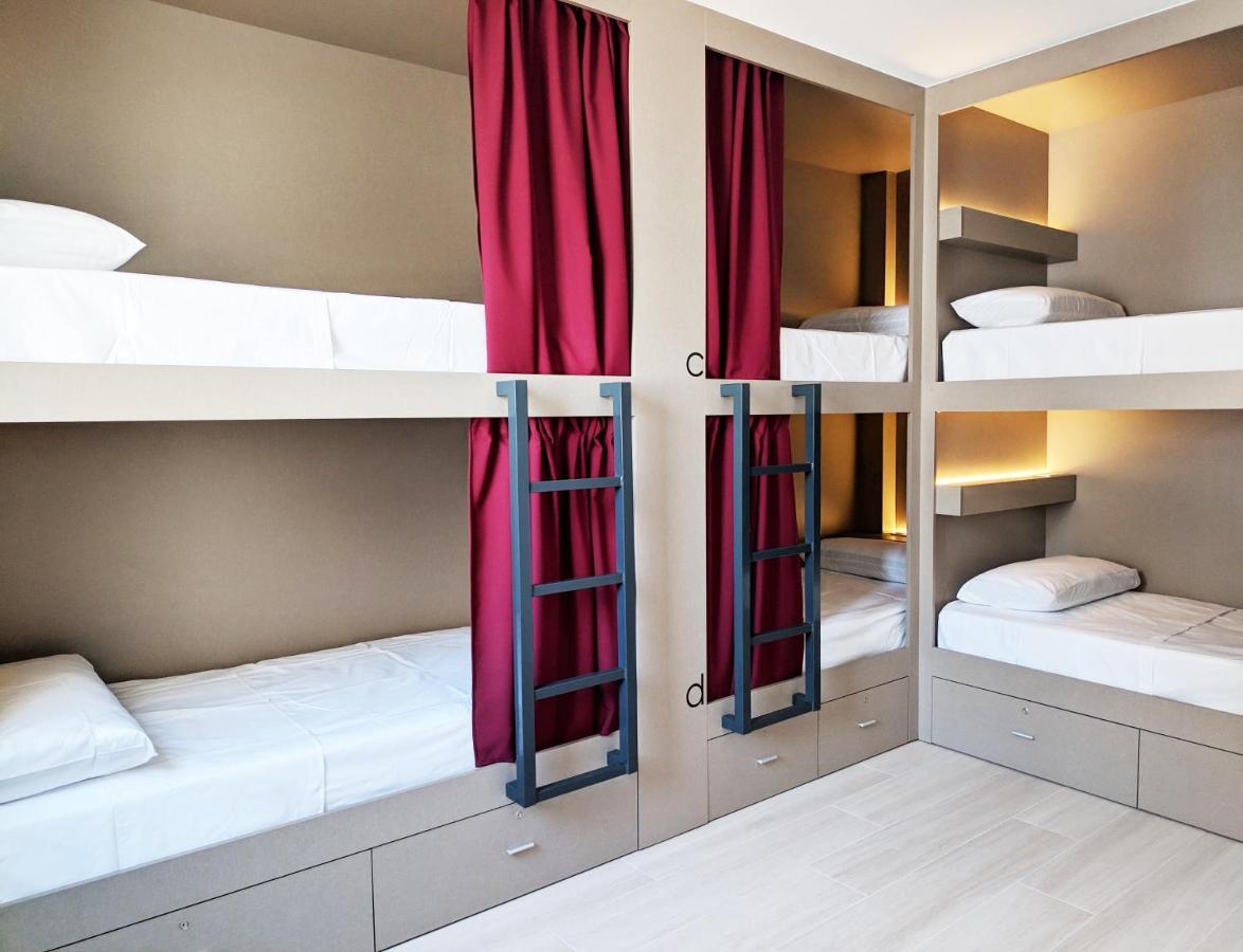 Broz Hostel غرناطة الغرفة الصورة