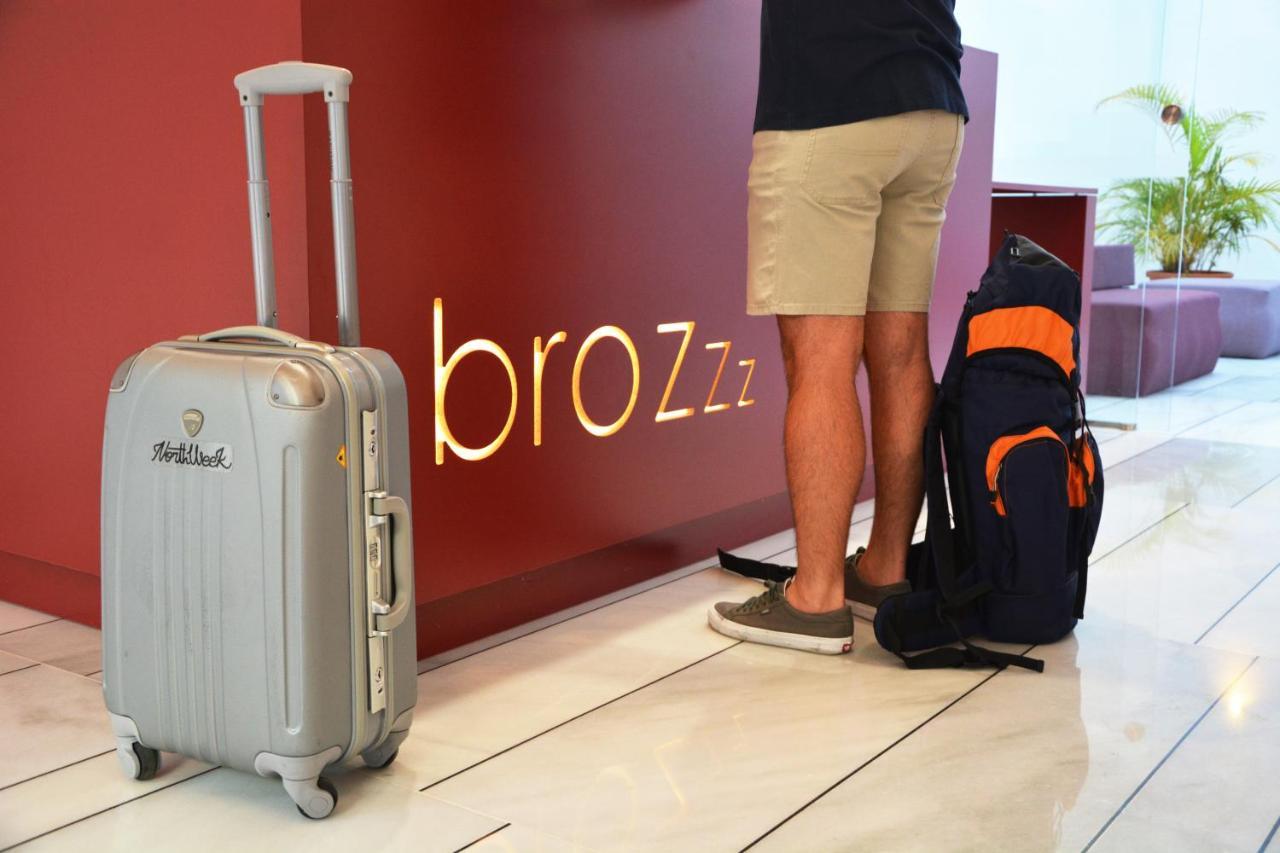 Broz Hostel غرناطة المظهر الخارجي الصورة