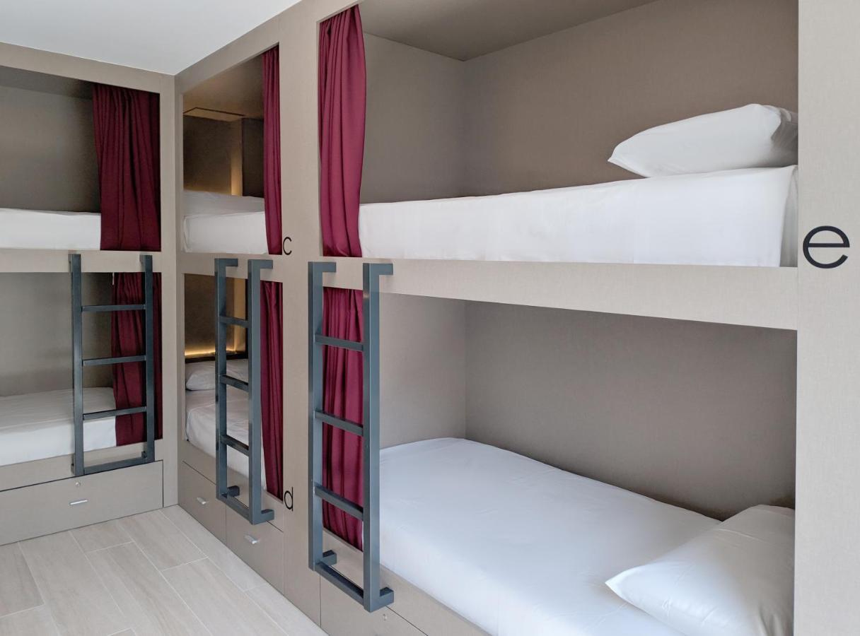 Broz Hostel غرناطة المظهر الخارجي الصورة
